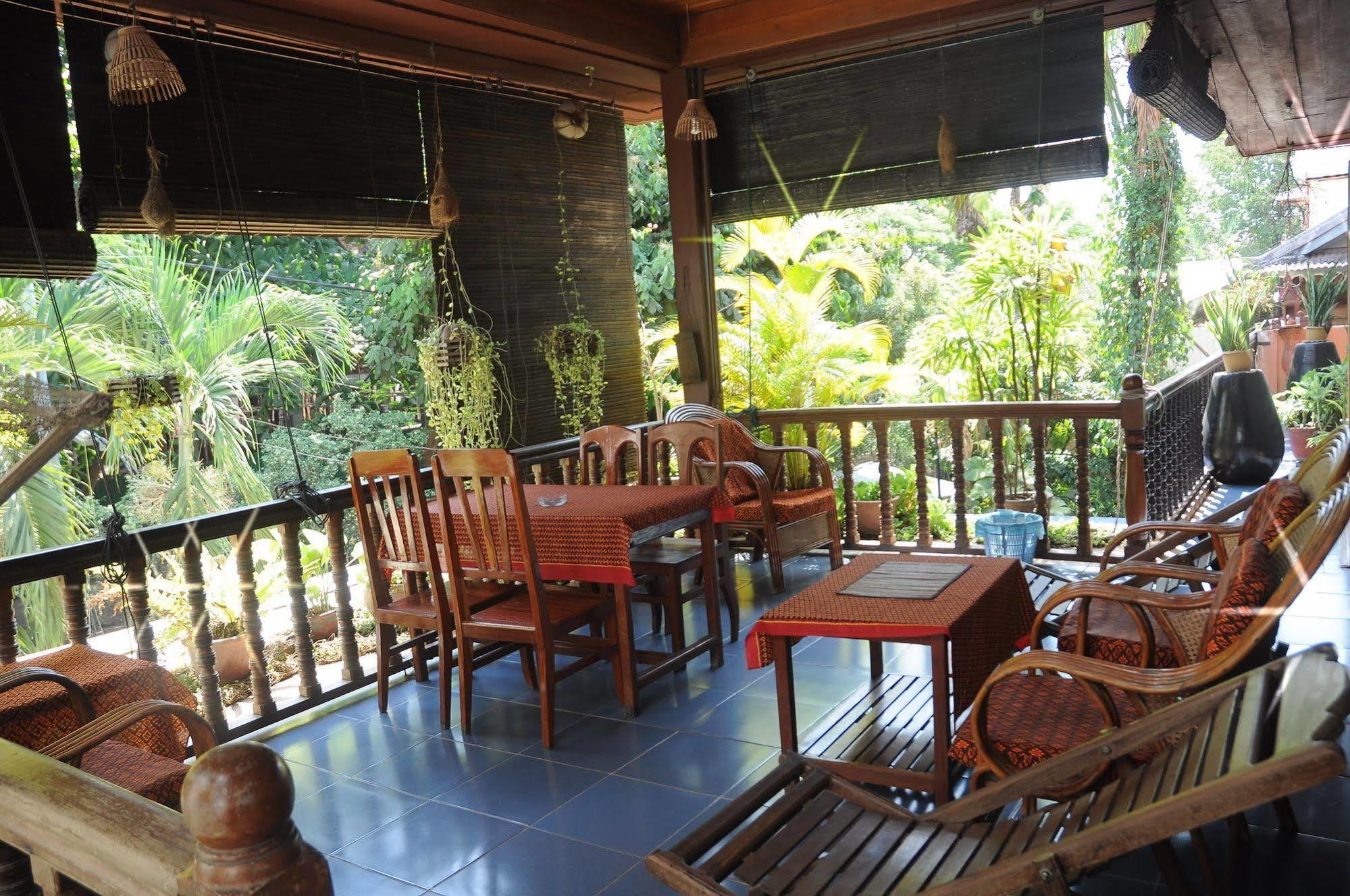 Big Lyna Villa เสียมราฐ ภายนอก รูปภาพ