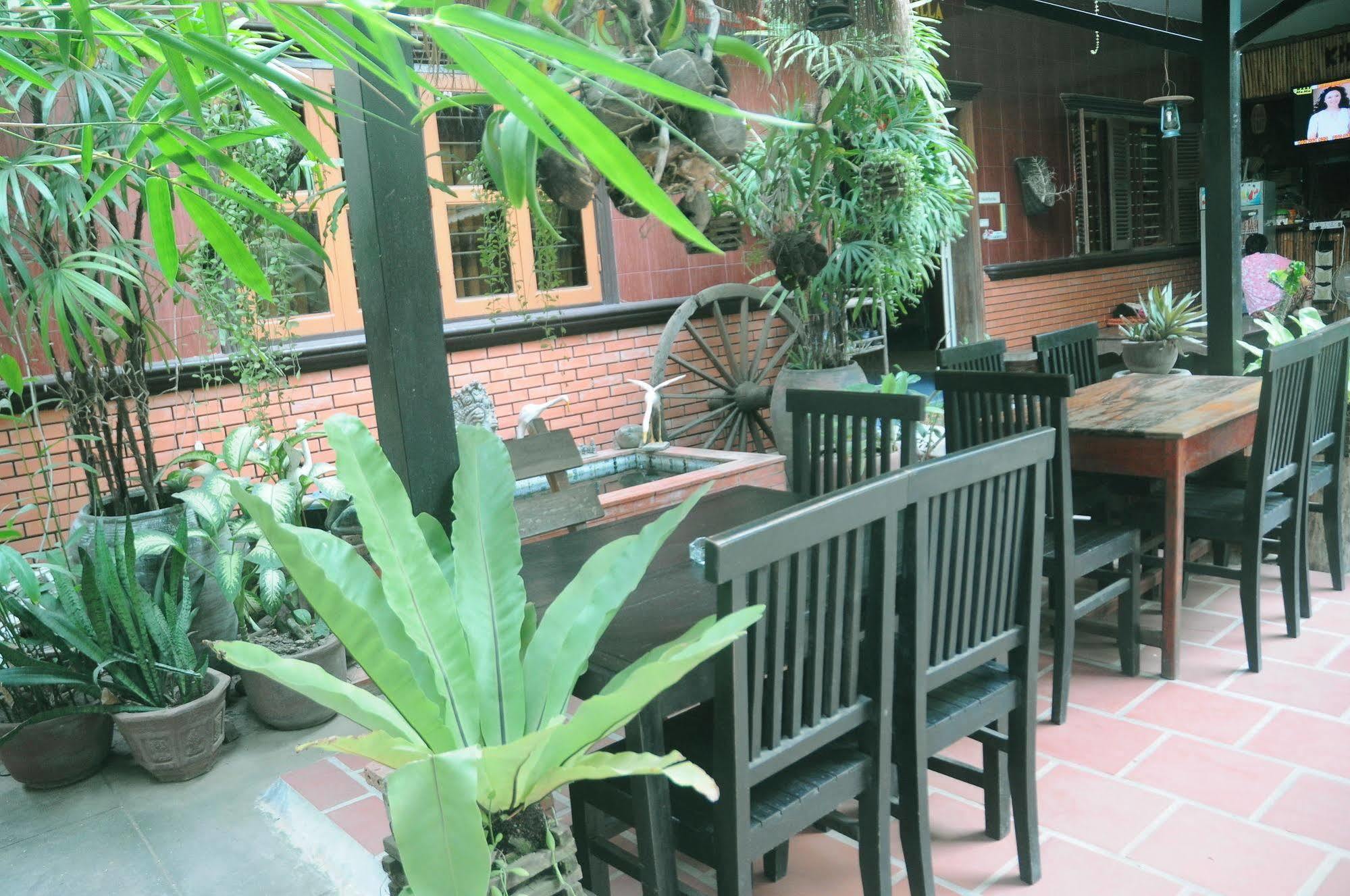 Big Lyna Villa เสียมราฐ ภายนอก รูปภาพ